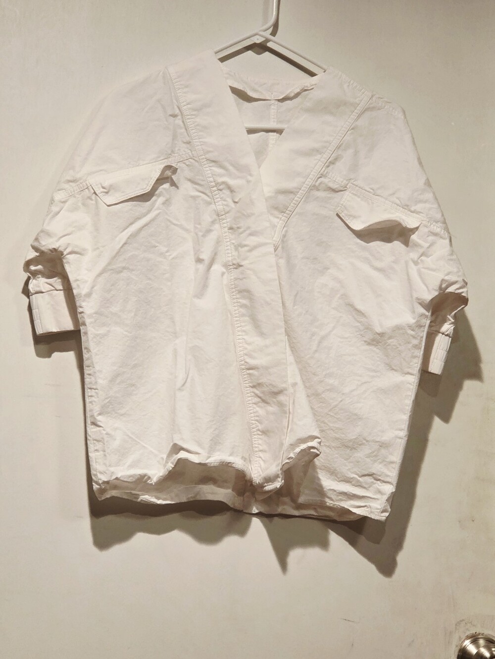 Dazy Less White Oversized V-Neck Shirt Size Small